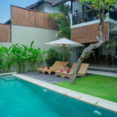 The Kumpi Villas Семиняк Екстериор снимка